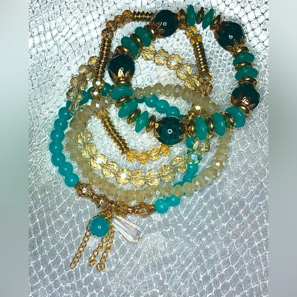 TOEJAMS Toe Rings by Michelle Lyn Jewelry - FRIENDSHIP BRACELETS 5 Strands Tan Crystal and Aqua Stone Stretchy TAYLOR SWIFT
